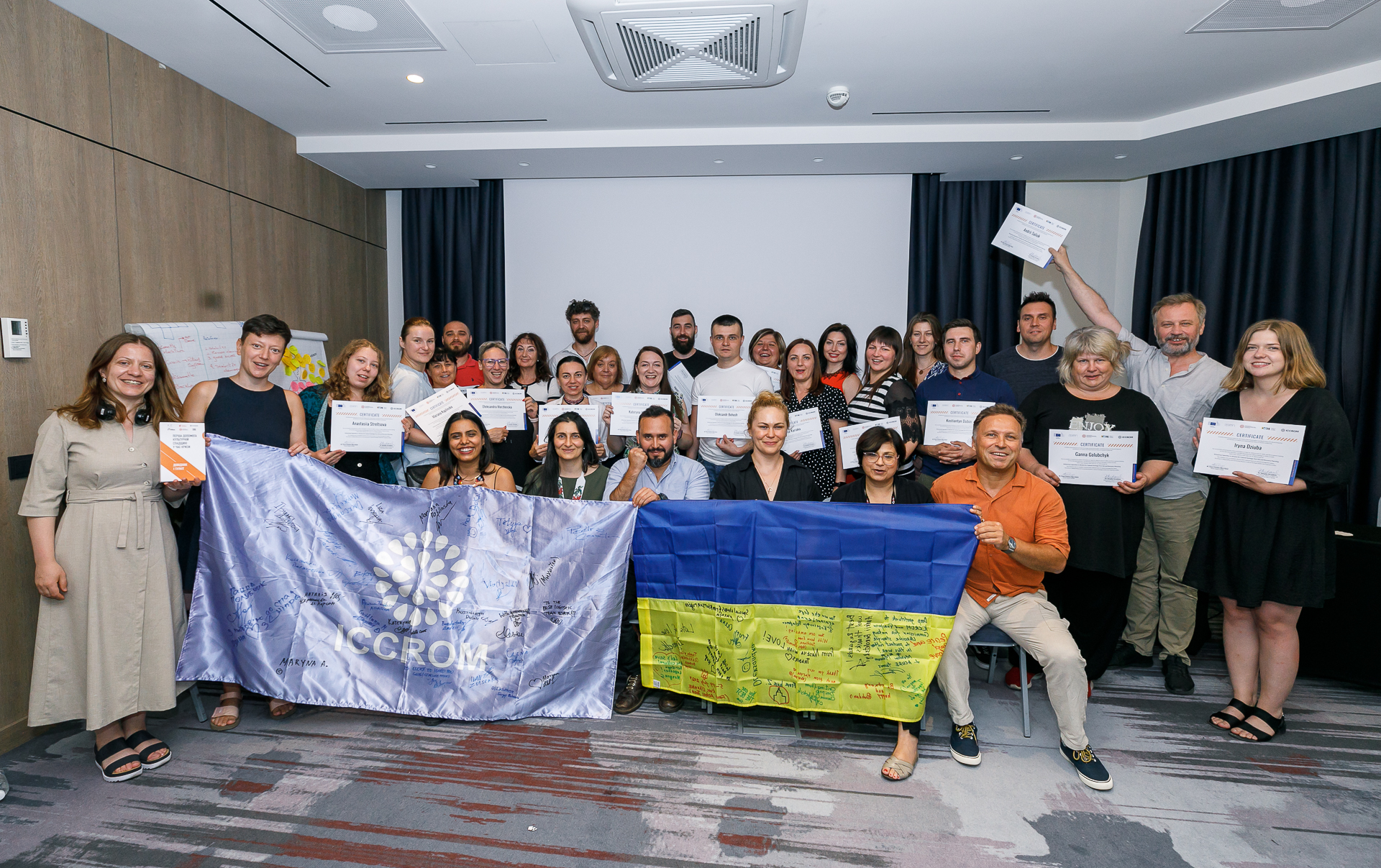 Participants at the closing ceremony of the DG-EAC and ICCROM Course "First Aid, Early Recovery and Risk Reduction for Cultural Heritage in Times of Crisis", Kyiv-Ukraine.Credit: ICCROM/Maidan Museum