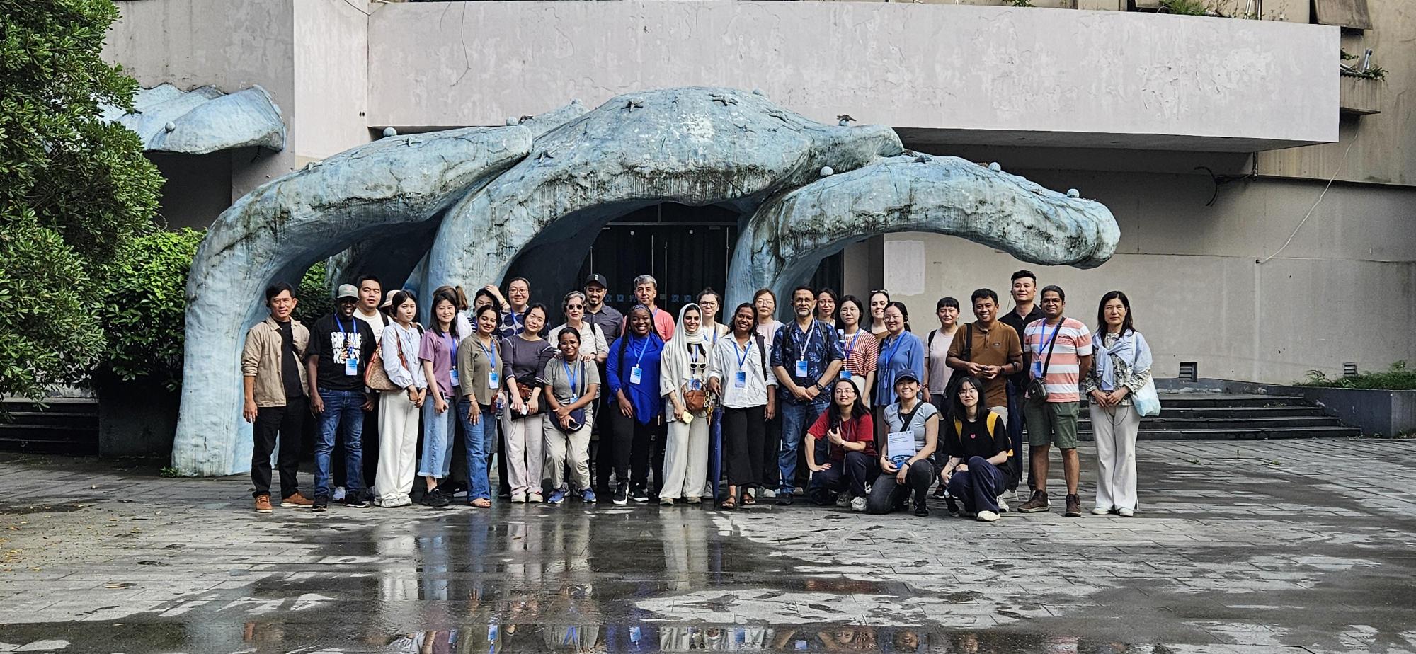 Global impact assessment course puts theory into practice in Hangzhou, China