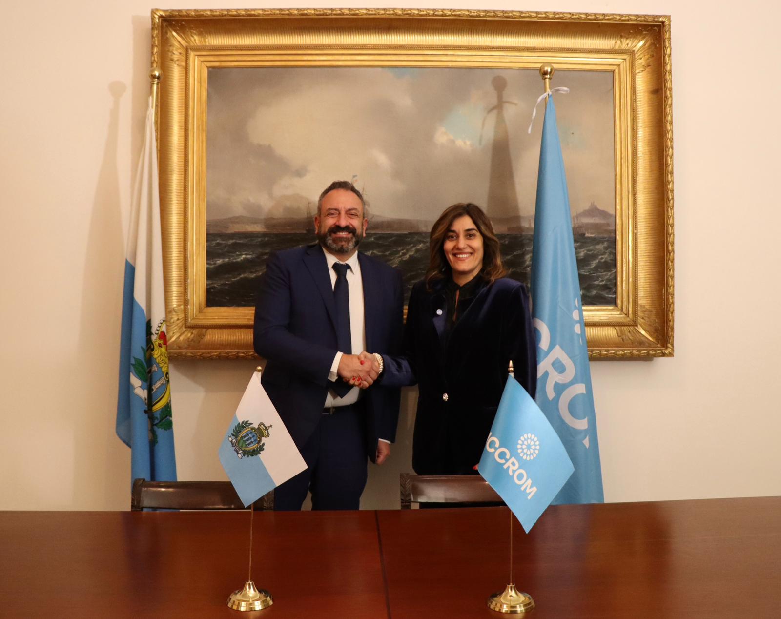 ICCROM’s Director General, Aruna Francesca Maria Gujral and H.E. Ambassador Rotondaro, at the presence of the Minister of Foreign Affairs, Political Affairs, International Economic Cooperation and Digital Transition, Luca Beccari. 