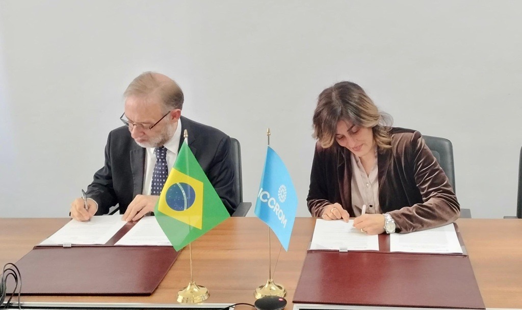 ICCROM and Brazil strengthen cooperation through Memorandum of Understanding with Fundação Biblioteca Nacional