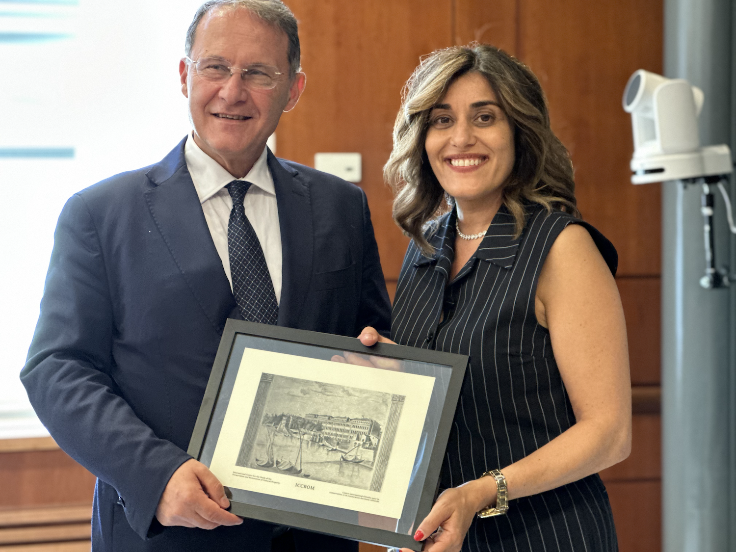 iccrom_director-general_and_edmondo_cirielli