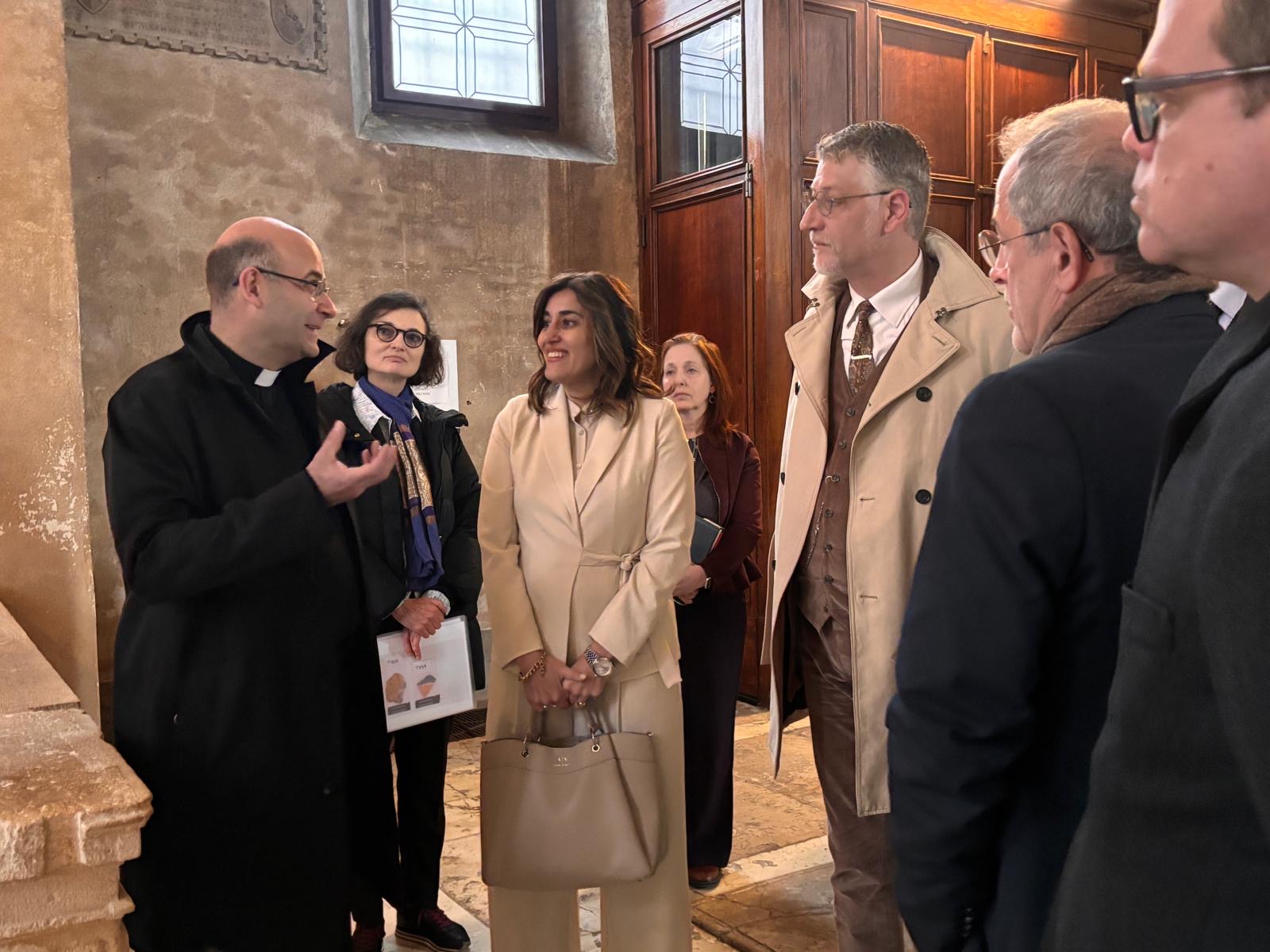 Minister Giuli and Director-General Gujral in Padua for the discovery of the Mantegna fragments