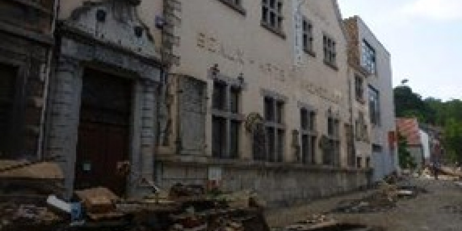 Exterior de un edificio patrimonial afectado por las inundaciones. Fuente: Instituto Real del Patrimonio Cultural (KIK-IRPA) 