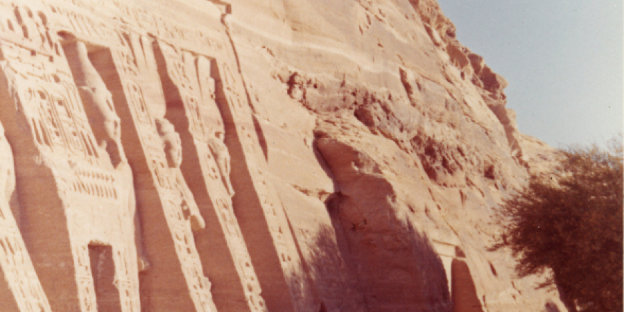 Égypte : Temple de la reine Néfertari, Abou Simbel, 1962