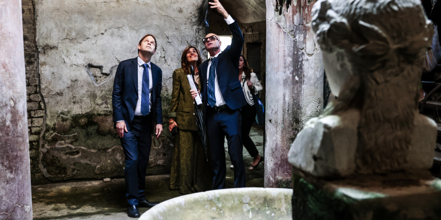ICCROM Director-General and the Ambassador of the U.S. Mission to the United Nations Agencies visit Herculaneum Archaeological Park 