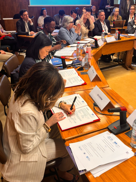 On 8 July, during the 47th session of the World Heritage Committee, ICCROM and WHITR-AP Shanghai renewed their enduring partnership by signing a Memorandum of Understanding. This agreement reinforces both institutions’ shared dedication to strengthening sustainable conservation and management of cultural heritage. 