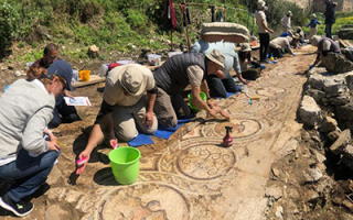 Completion of training course in Byblos for the conservation of mosaics in situ