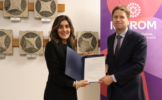 L'ICCROM accueille l'Ambassadeur de l'ONU Jeffrey Prescott 